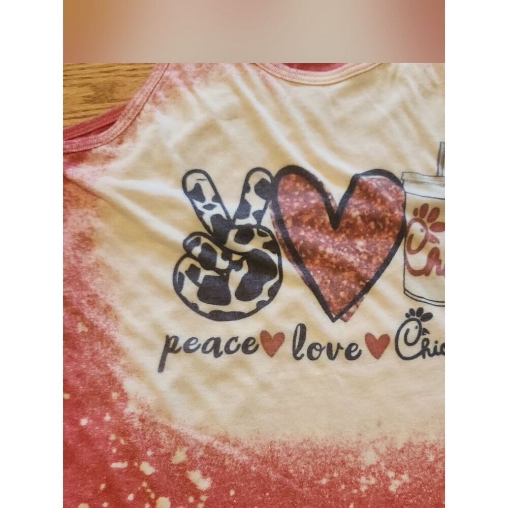 E22 Chick-fil-A Peace Love Graphic Tank Top - Coral & White - Picture 2 of 13